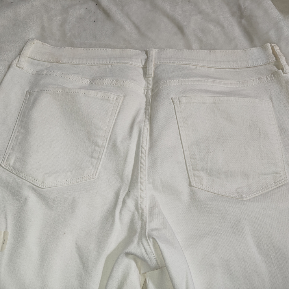 a.n.a White High-Rise Button-Fly Women’s Jeans - Picture 2 of 7